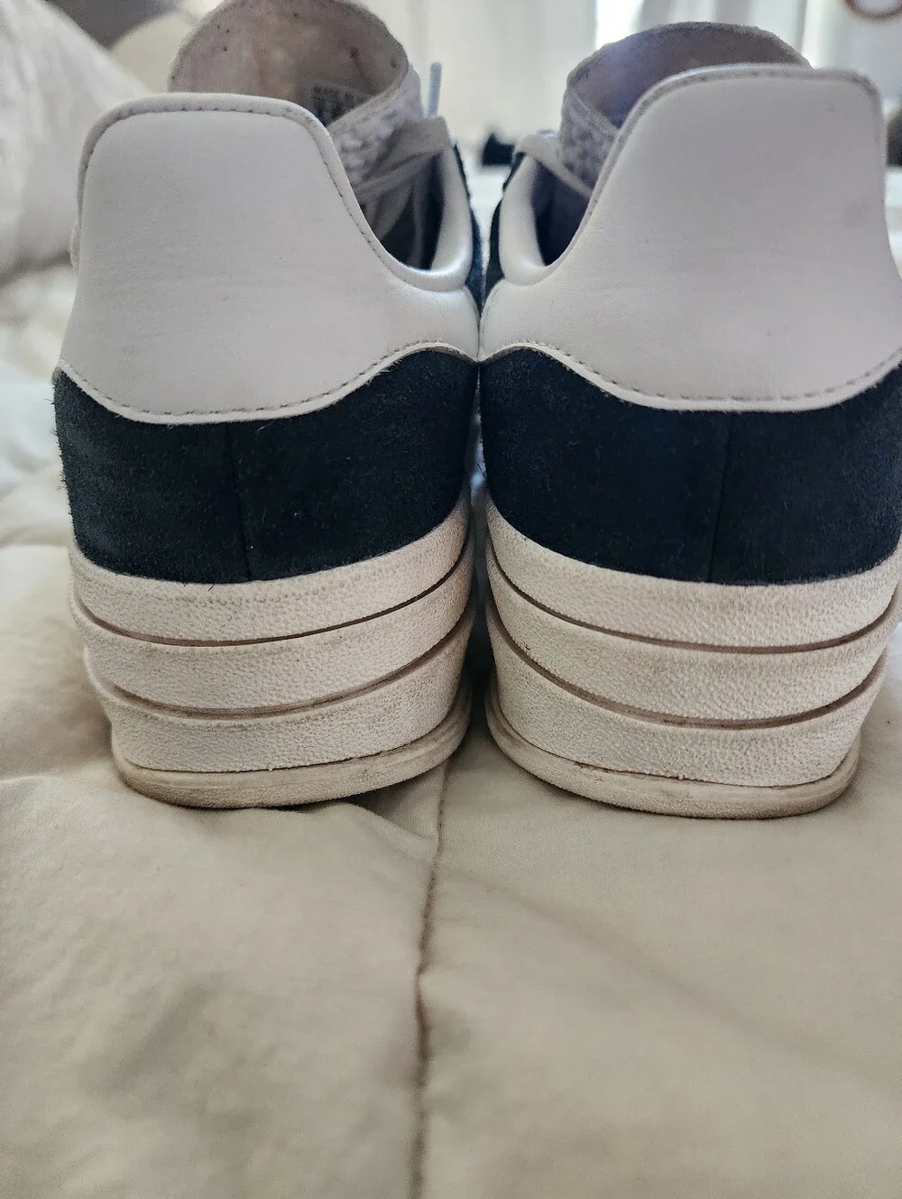 Adidas Gazelle Black & White Suede Sneakers Womans 8 Like New